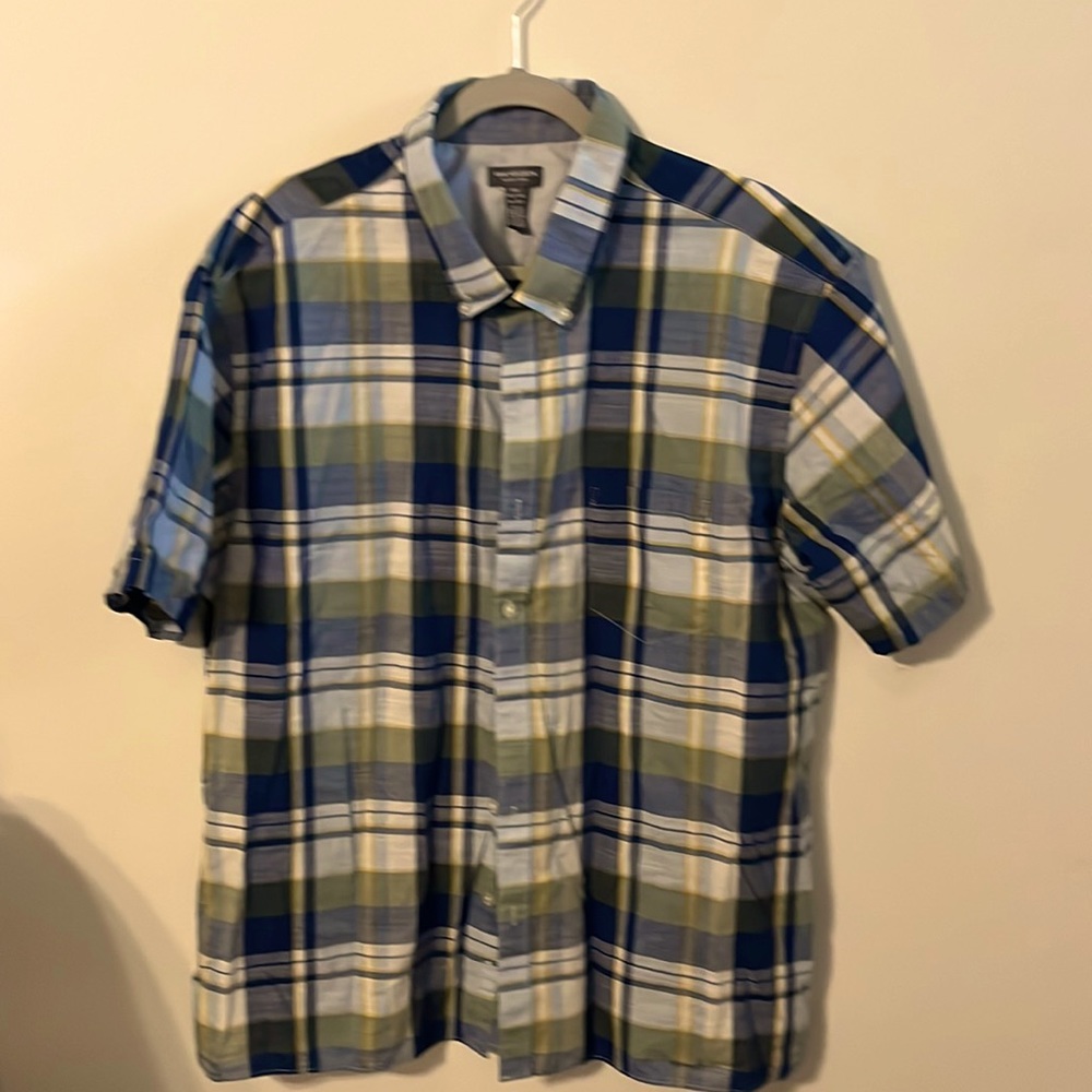 Men’s XXL Nevertuck men’s button shirt